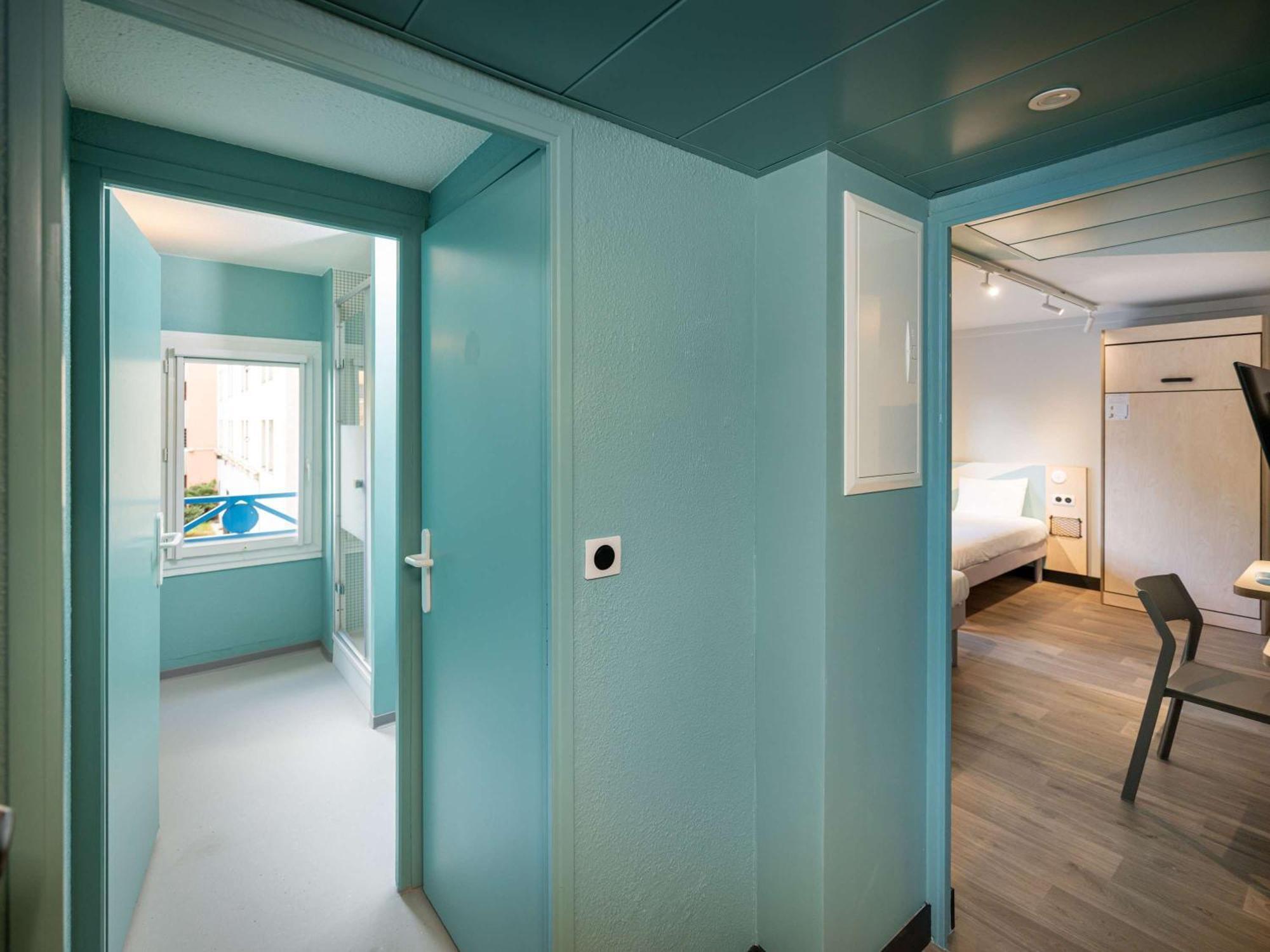 Ibis Budget Lyon Caluire Cité Internationale Esterno foto